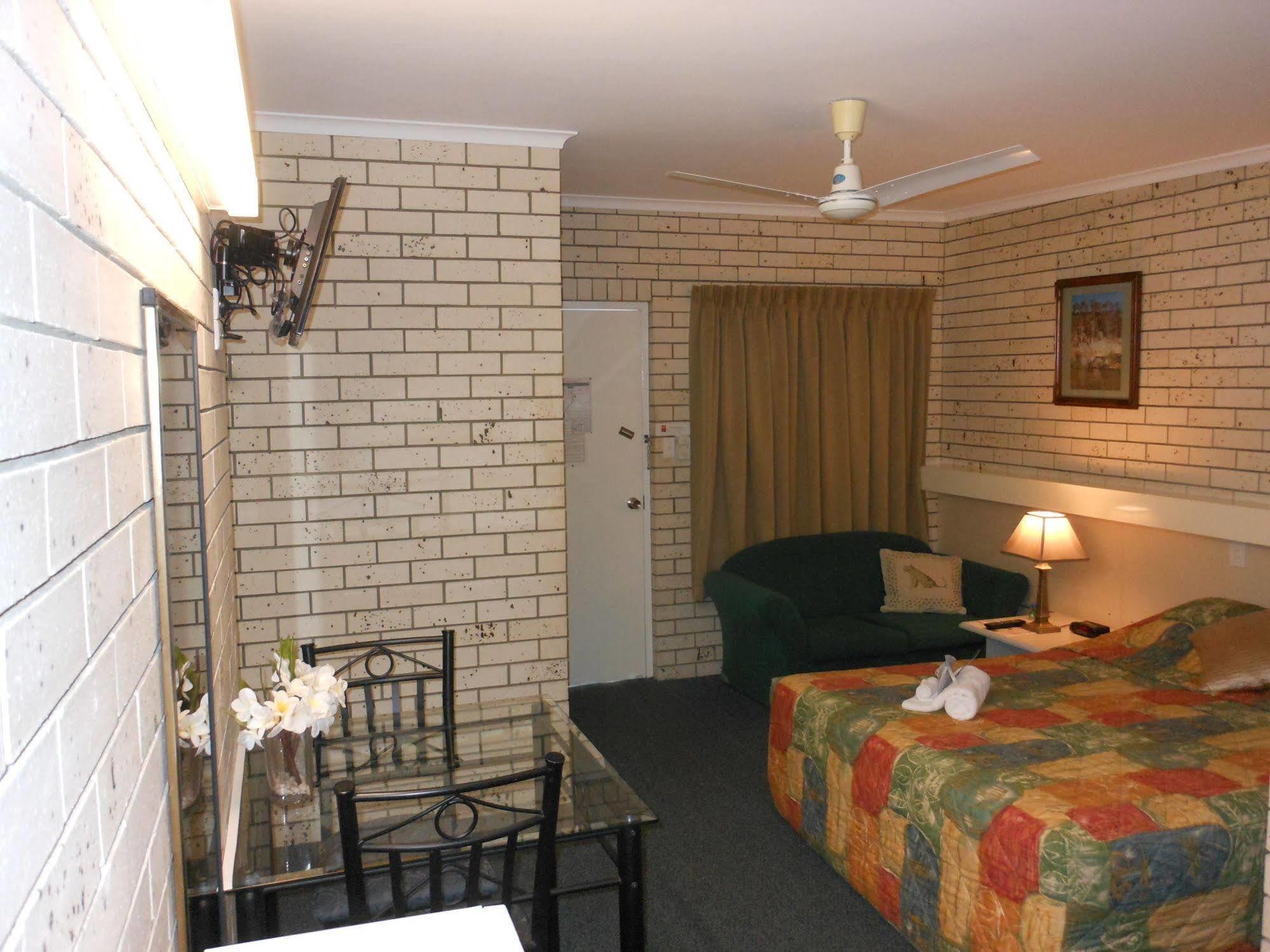 Cara Motel Maryborough Exteriör bild